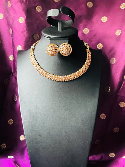 Gold plated short necklace set with studs earrings