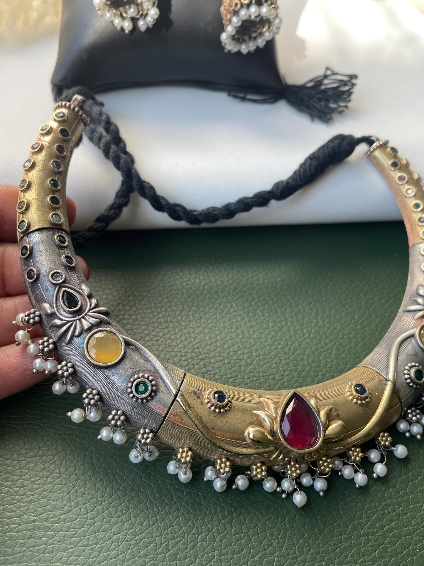 Dual tone Oxidised hasli necklace with multicolor stone and faux pearls