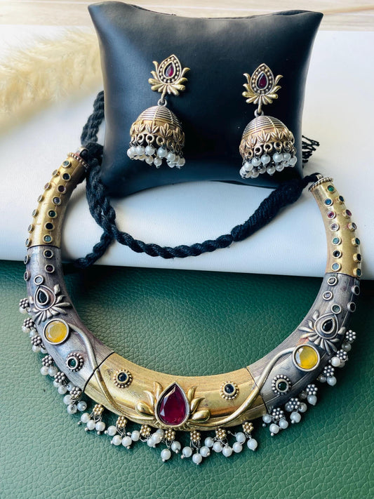 Dual tone Oxidised hasli necklace with multicolor stone and faux pearls