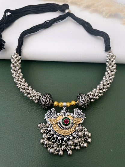 Dual tone Oxidised pendent hasli with matching earrings