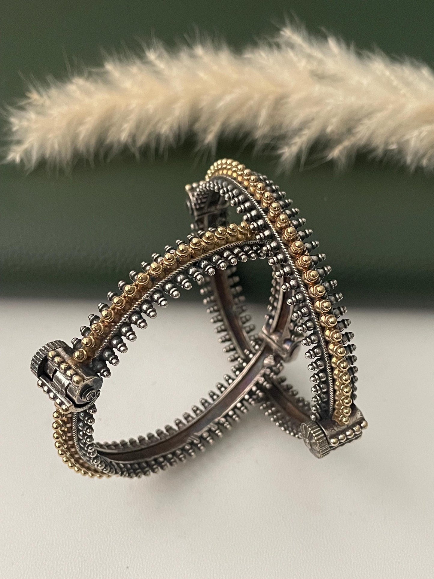 Dual tone oxidized openable bangles