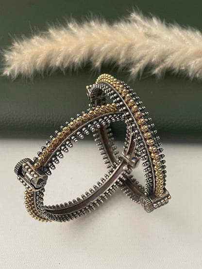 Dual tone oxidized openable bangles