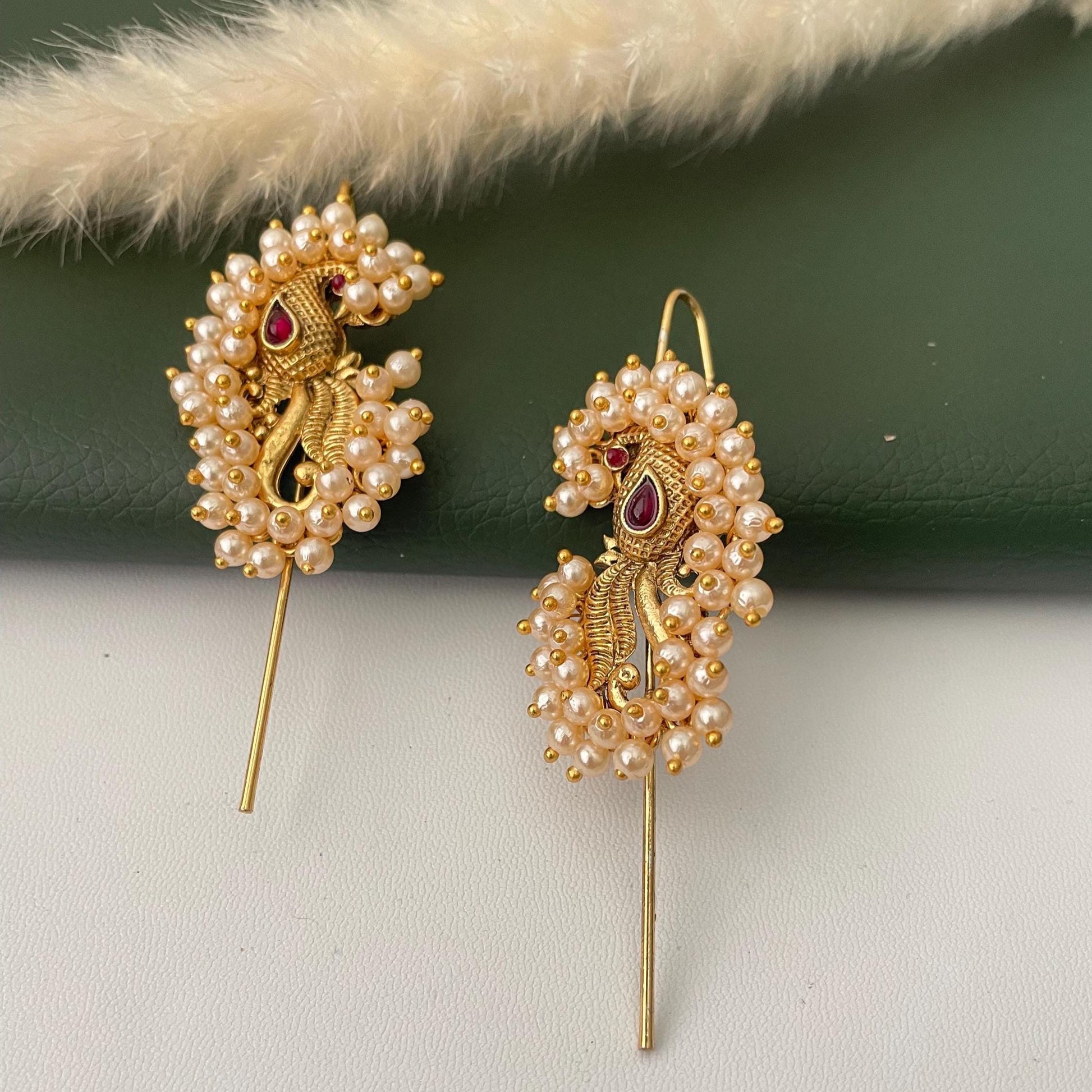 Trendy pearl gold plated needle Earcuffs