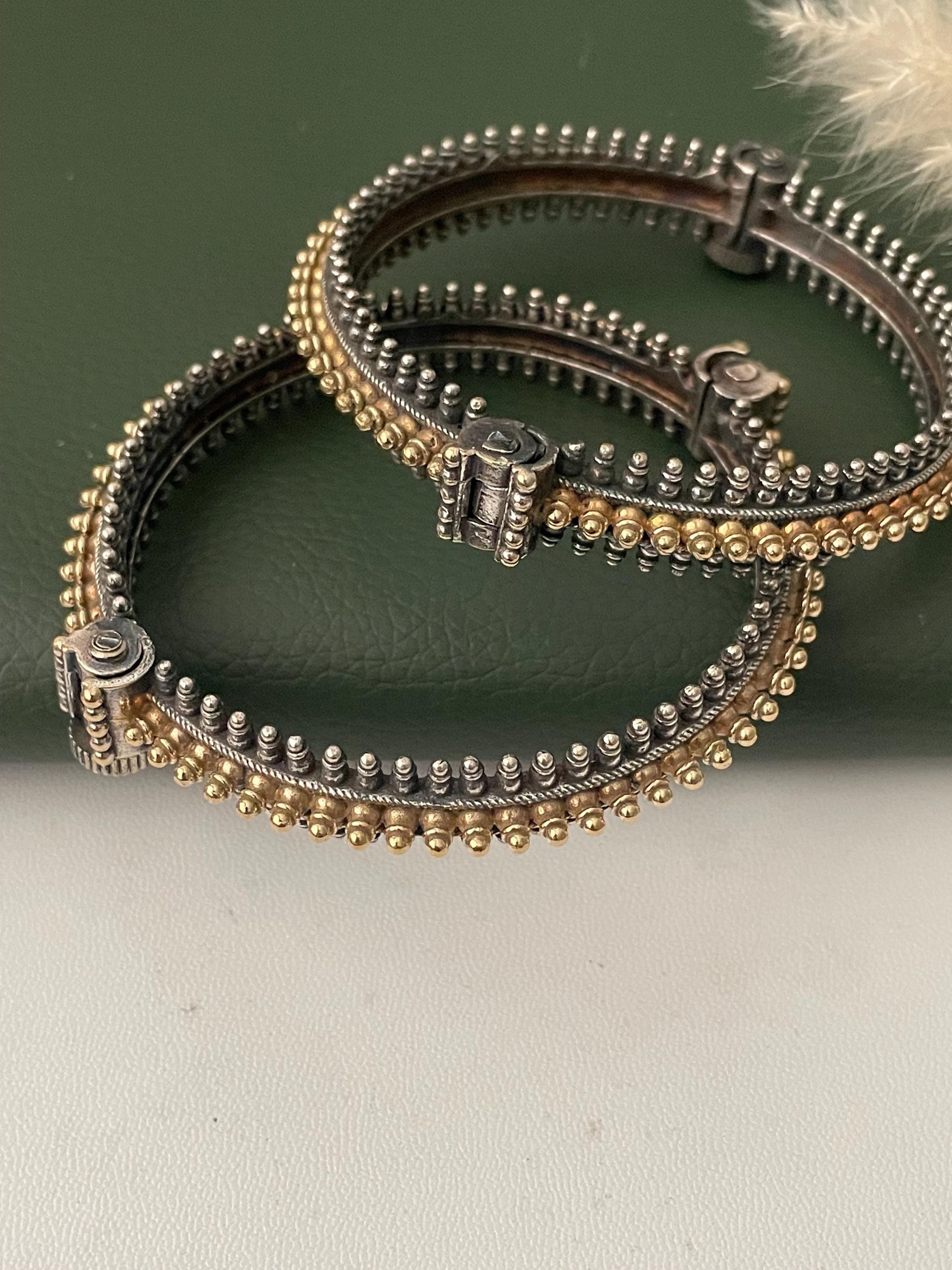 Dual tone oxidized openable bangles
