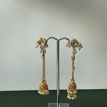 Kundan gold plated small trendy jhumkis