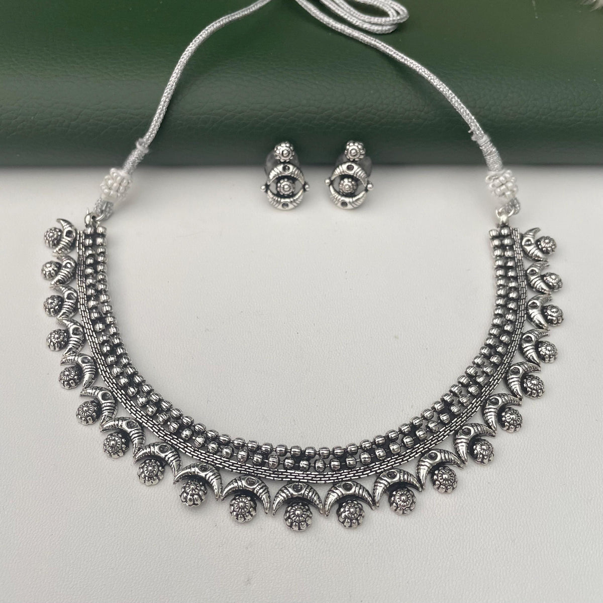 Small Oxidised necklace set with matching earrings