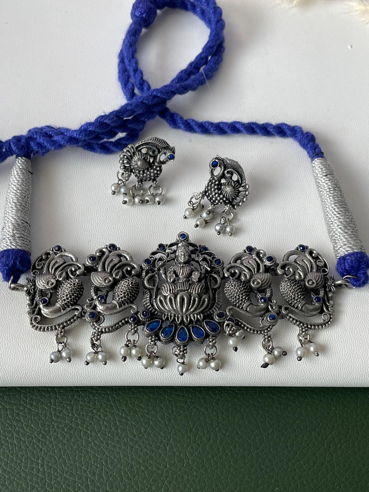 Matt Oxidized Choker or small necklace set: Colorful Stone Necklace