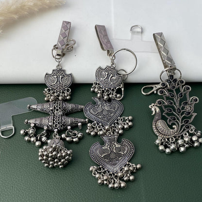 Trendy oxidized mobile challa Juda