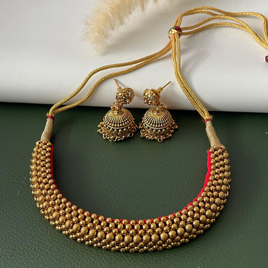 Traditional gold plated maharashtrian thushi choker necklace