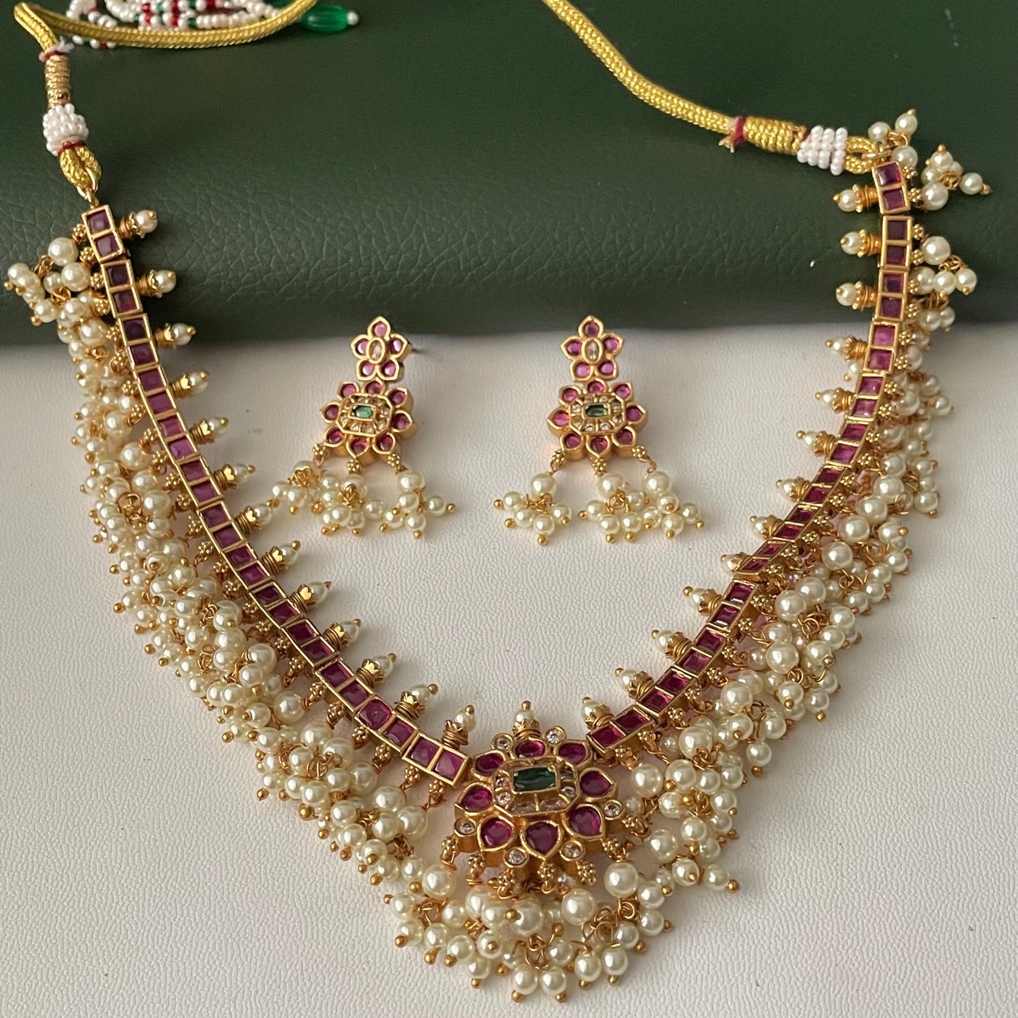 Ruby and green kemp stone and pearl necklace set