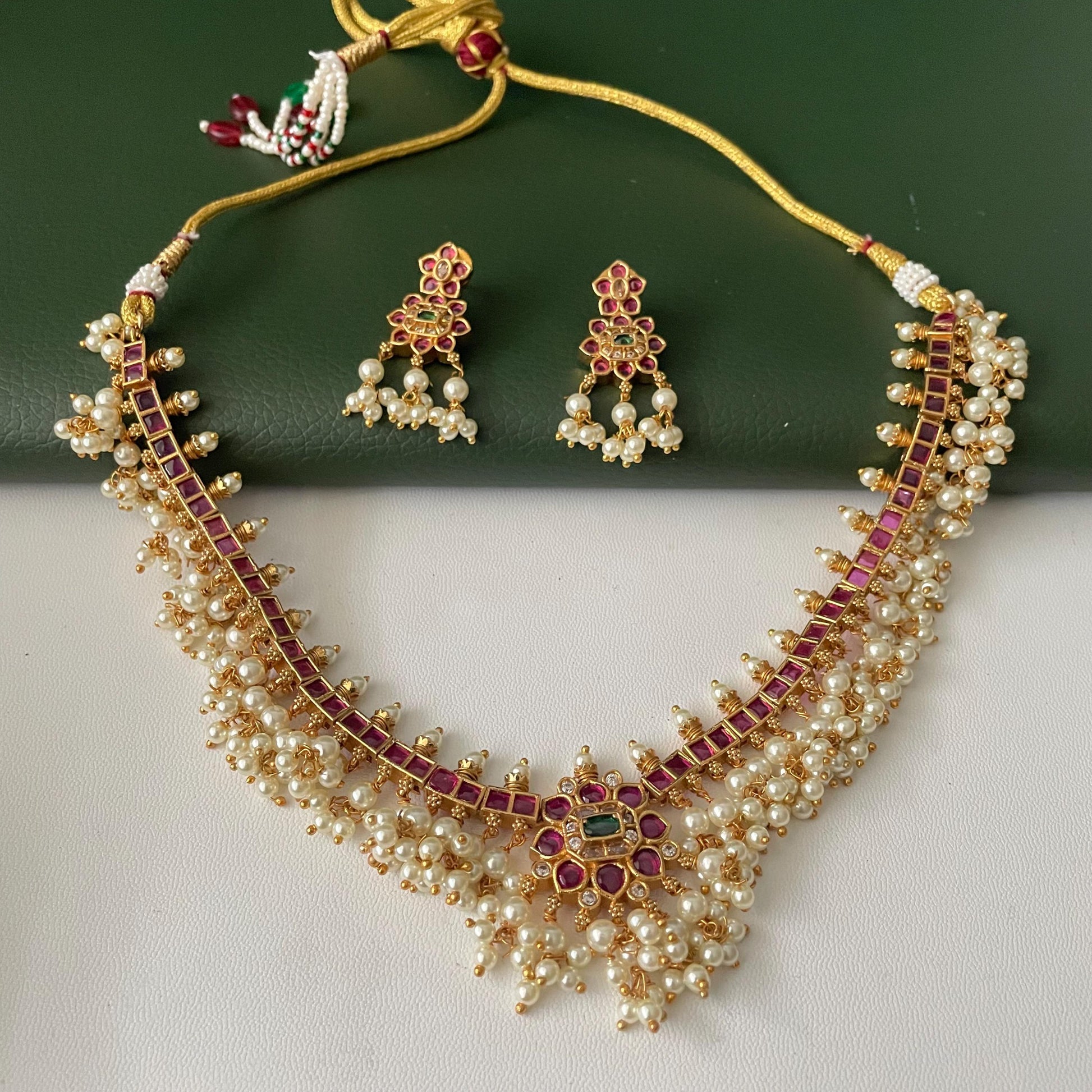 Ruby and green kemp stone and pearl necklace set