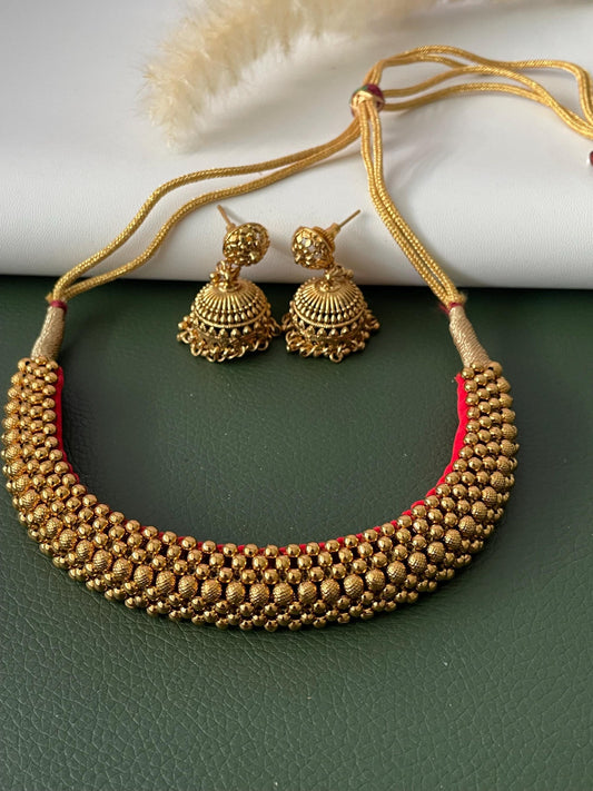Traditional gold plated maharashtrian thushi choker necklace
