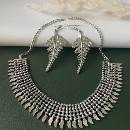 Oxidised collar necklace set with trendy earrings