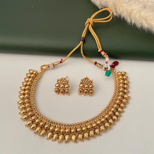Gold Plated collar Necklace & Earring Set