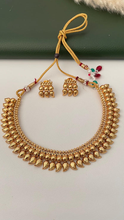Gold Plated collar Necklace & Earring Set