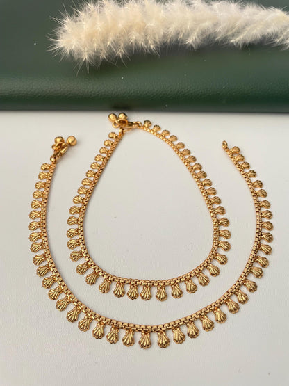 Gold Plated Anklets: Delicate Bridal Foot Jewelry comes as a pair