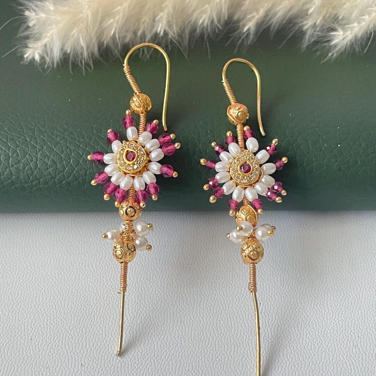 Trendy pearl ruby green lightweight needle Earcuffs Earrings