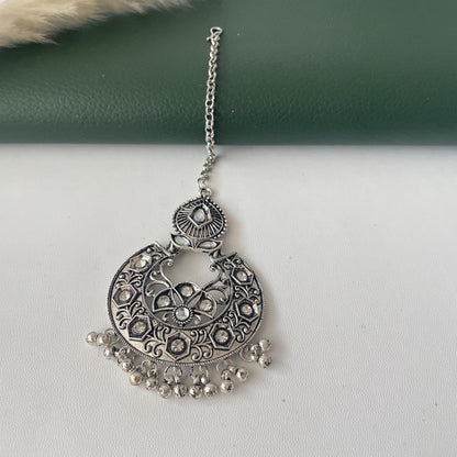 Oxidized Maang Tikka: Indian Head Jewelry with Ghungaroo