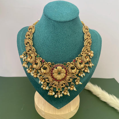 Ruby and green kemp stone and pearl necklace set