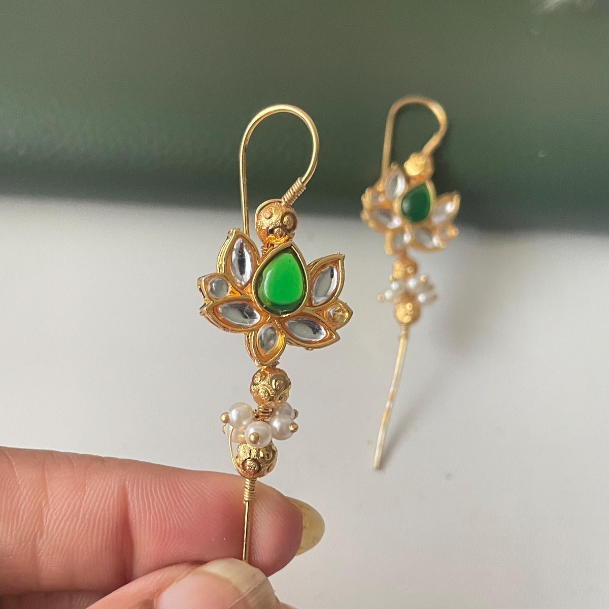 Trendy pearl ruby green lightweight needle Earcuffs Earrings
