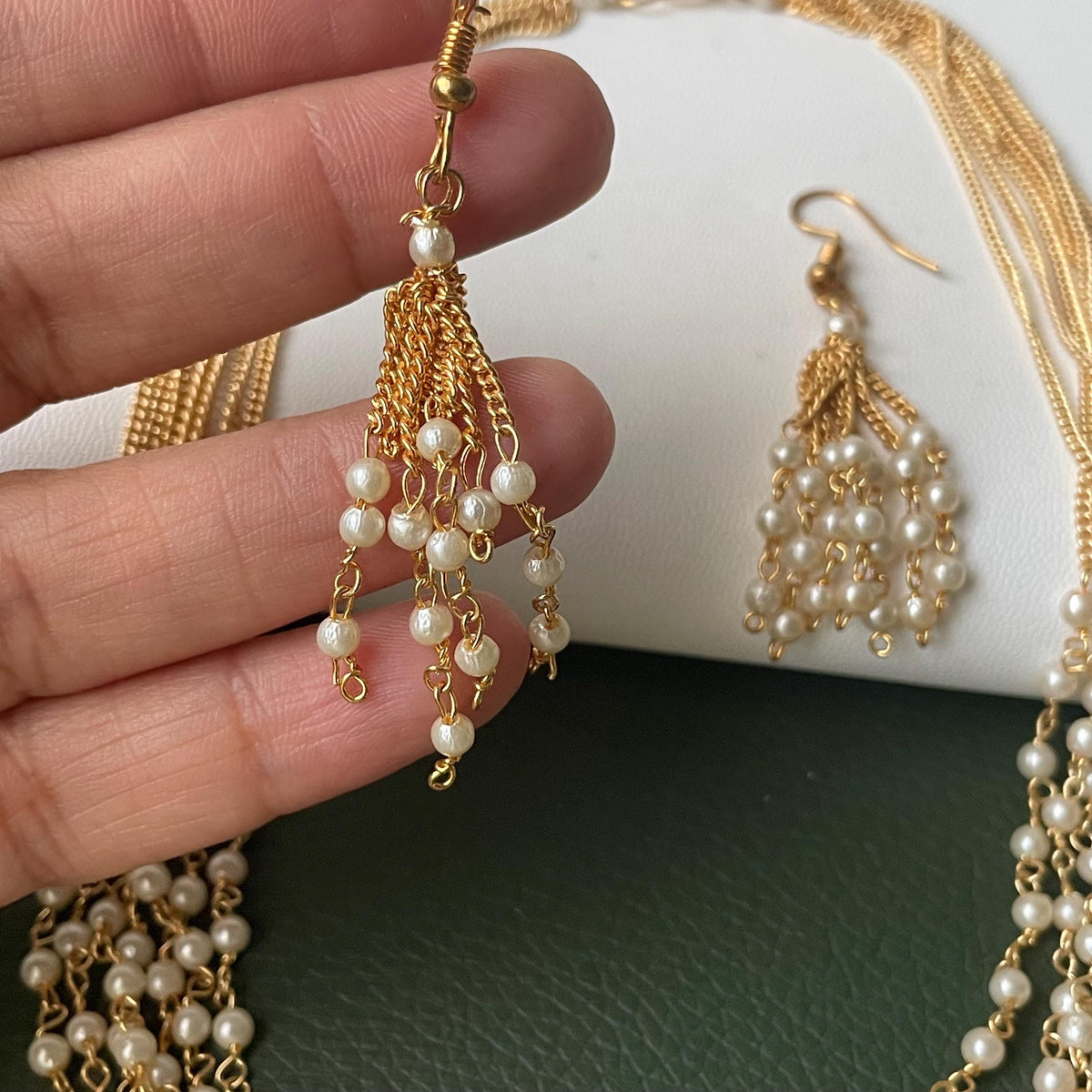 Pearl mala : Multisrand pearl necklaces