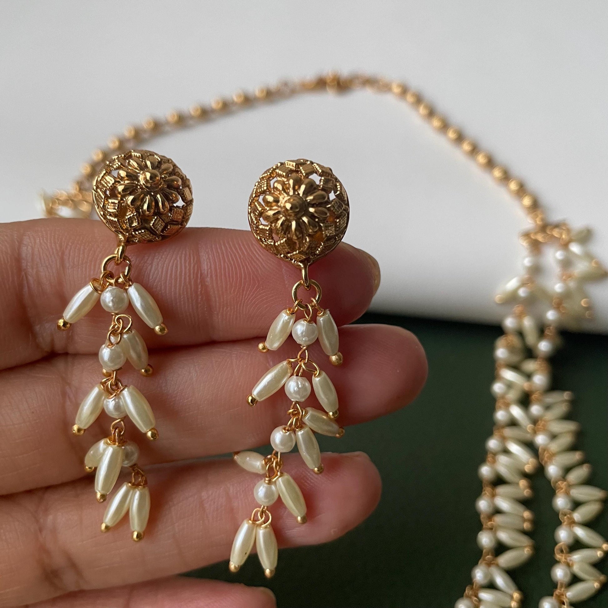 Pearl mala : Multisrand pearl necklaces