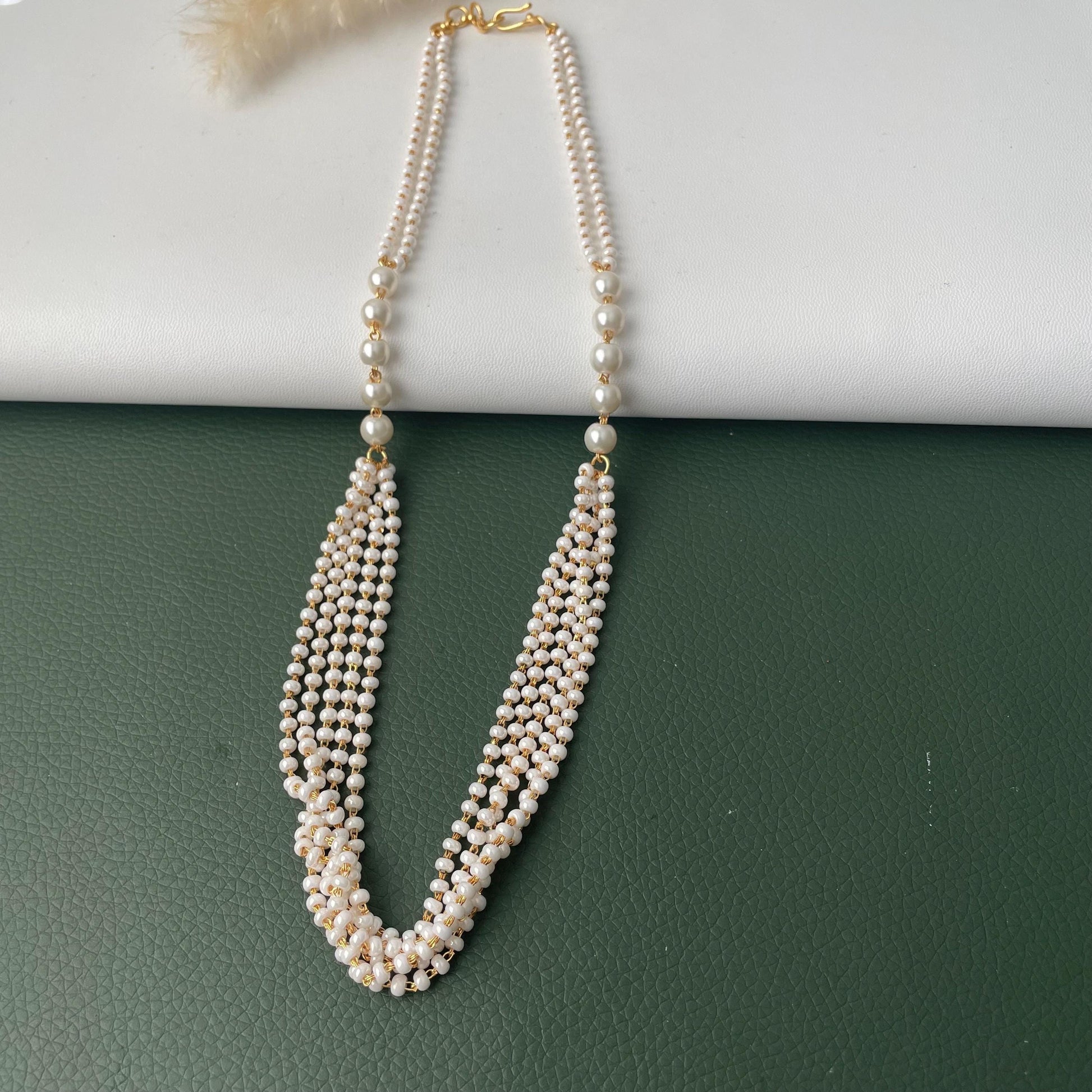 Pearl mala : Multisrand pearl necklaces