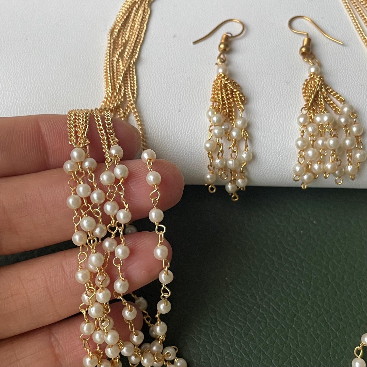 Pearl mala : Multisrand pearl necklaces