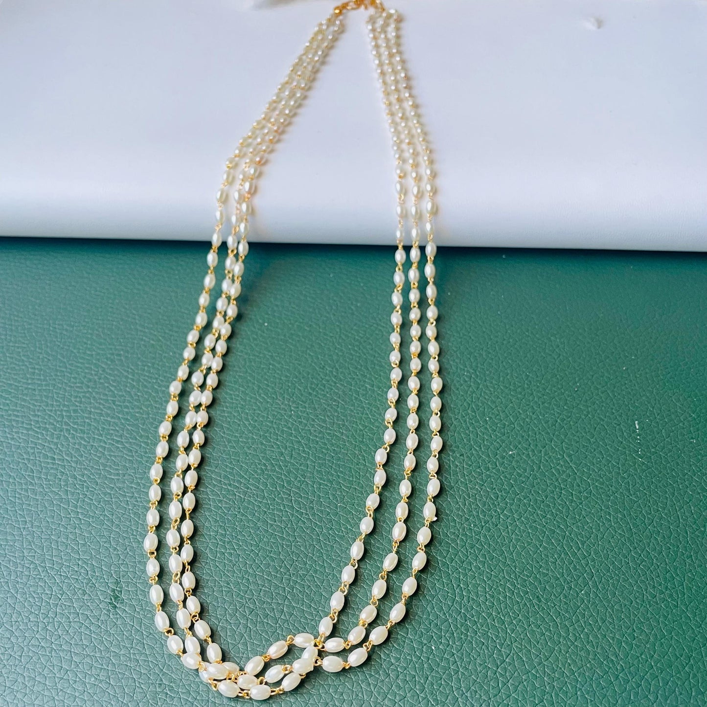 Pearl mala : Multisrand pearl necklaces