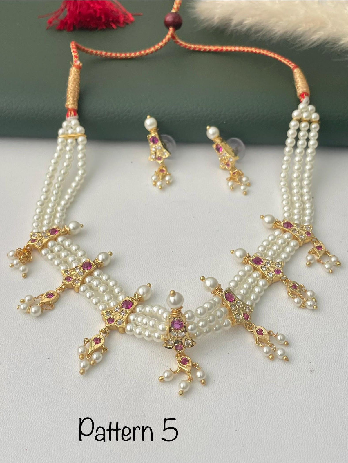 Maharashtrian pearl chinchpeti pearl choker
