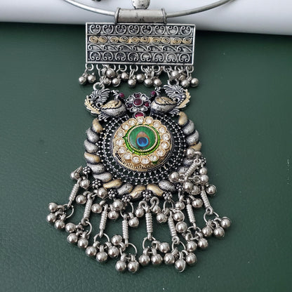 Nysaa Dual tone oxidized hasli necklace set