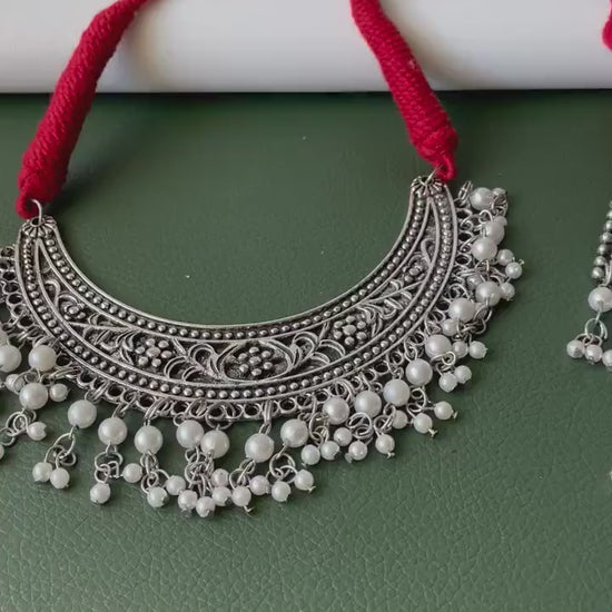 Oxidised thread necklace in red and yellow with matching earrings