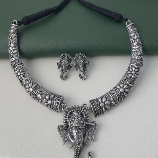 Nysaa Oxidised Ganapati pendant hasli set