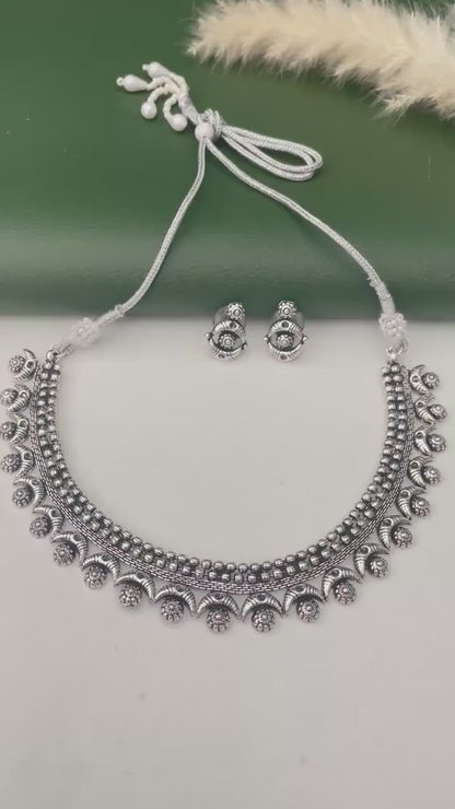 Small Oxidised necklace set with matching earrings