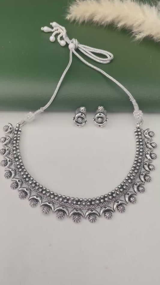 Small Oxidised necklace set with matching earrings