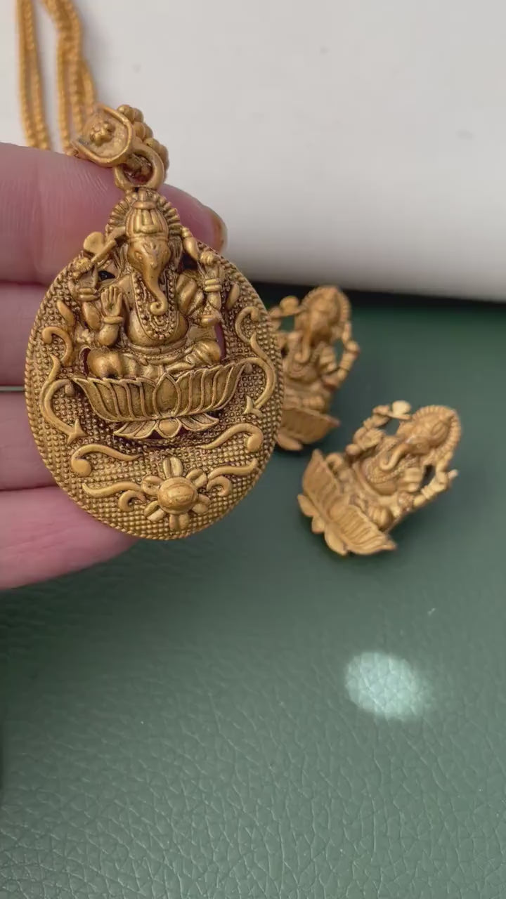 Nysaa Rajawadi polish GaneshJi or  Radha Krishna pendent set temple jewelry