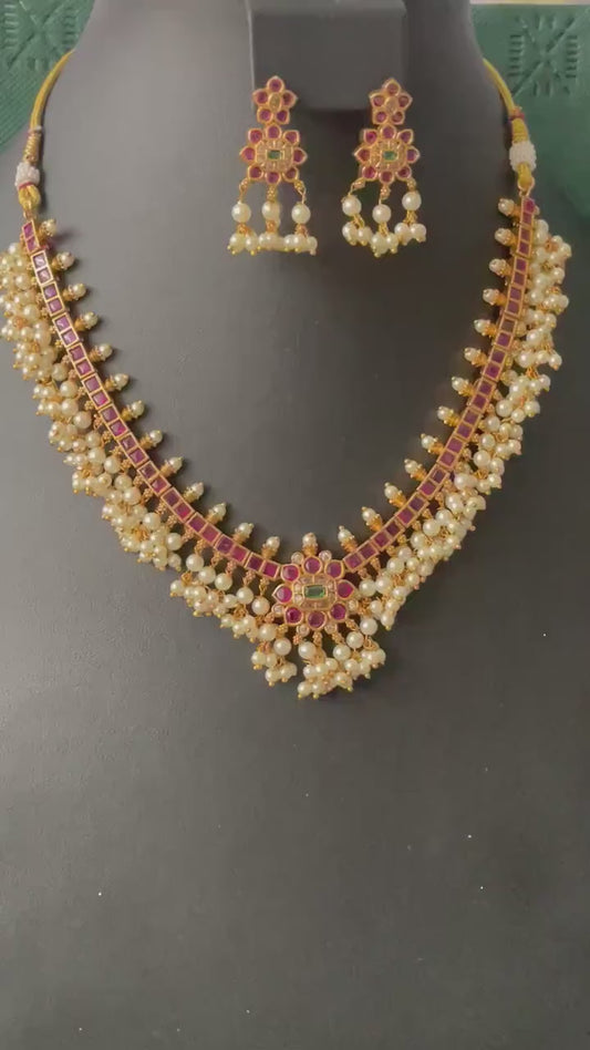 Ruby and green kemp stone and pearl necklace set