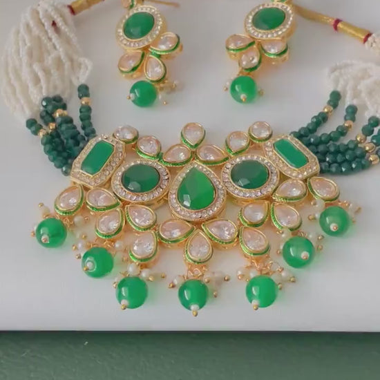 Green gold plated Kundan Choker Necklace Set or a collar neckpiece