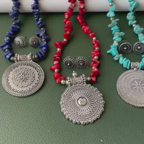 Multicolored Oxidised pendant gemstone chip irregular shaped necklace set