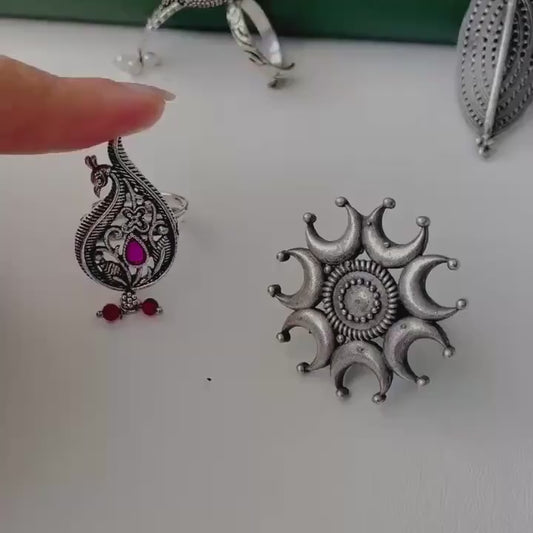 Oxidized Adjustable Ring: trendy peacock ring