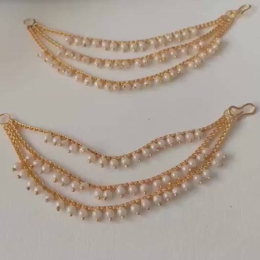 Pearl and golden three layered earchain