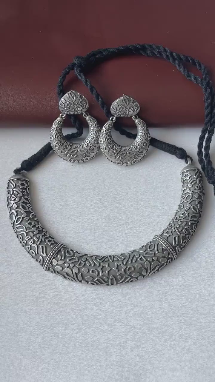 Oxidized Silver Hasli Necklace Set: Antique Navratri Jewelry