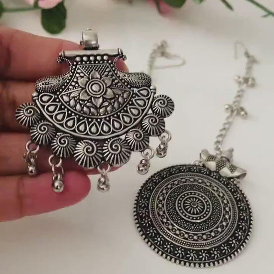 Oxidized Maang Tikka: Indian Head Jewelry with Ghungaroo