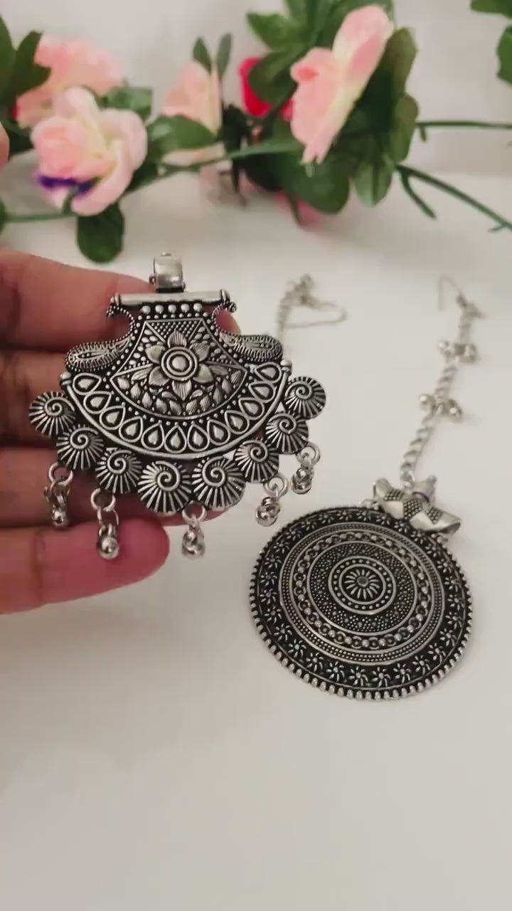Oxidized Maang Tikka: Indian Head Jewelry with Ghungaroo