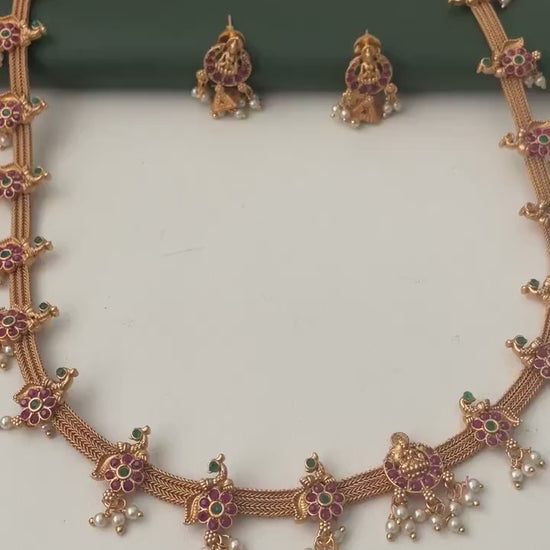 Kemp stone gold plated necklace with matching earrings
