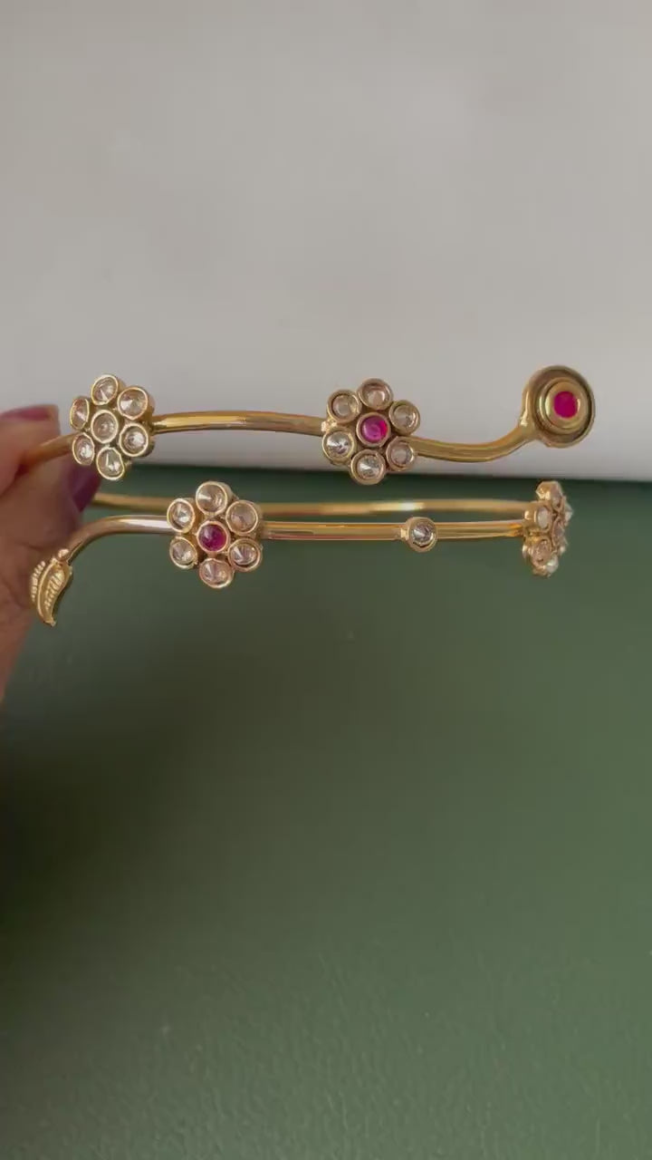 Gold plated bajuband armlet in two patterns
