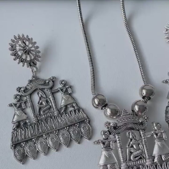Oxidized doli pendent necklace set
